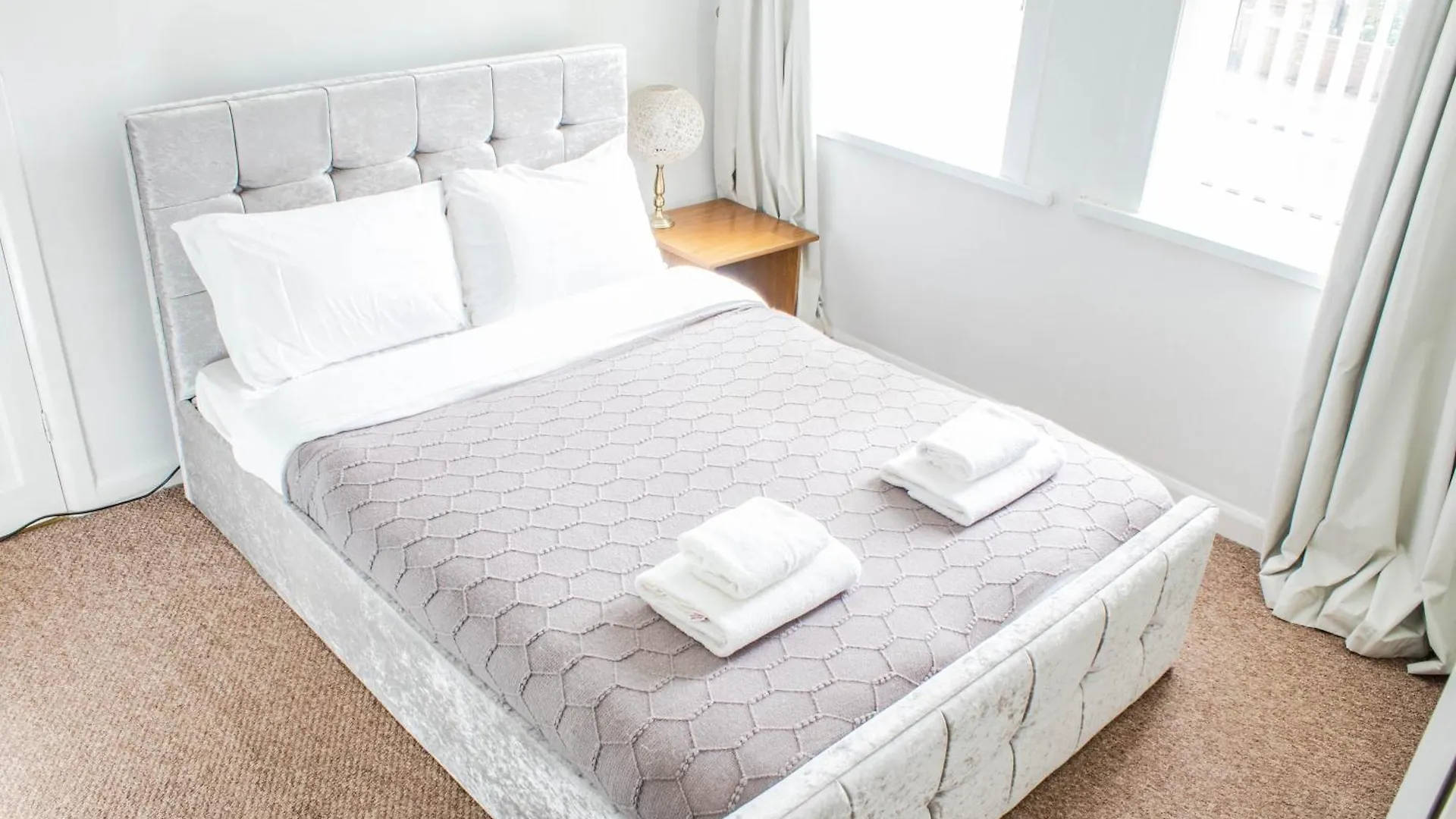 Lejlighed 3 Bed House - Free Parking - 10 Minutes To City Centre - Perfect For Families, Contractors And Relocators - Long Stay Rates Available York Storbritannien