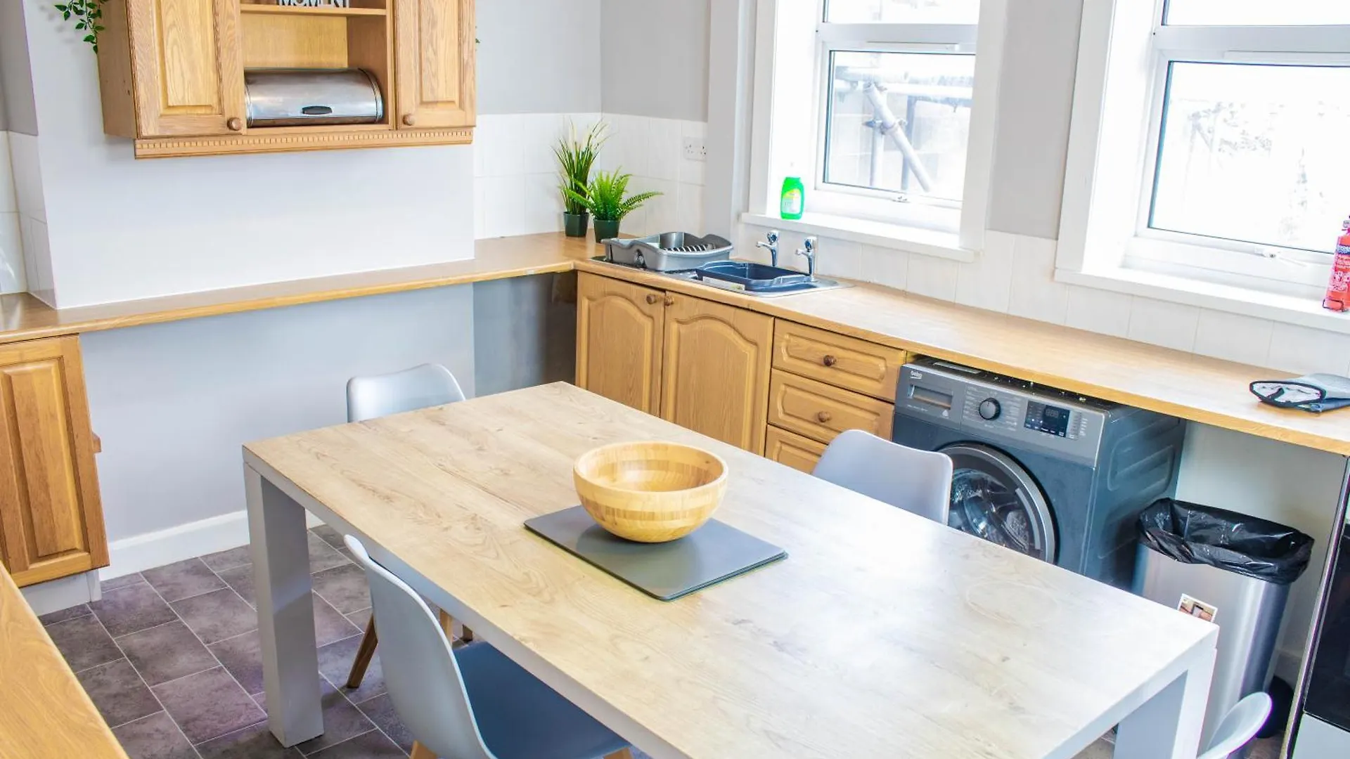 3 Bed House - Free Parking - 10 Minutes To City Centre - Perfect For Families, Contractors And Relocators - Long Stay Rates Available York 0*,  Storbritannien