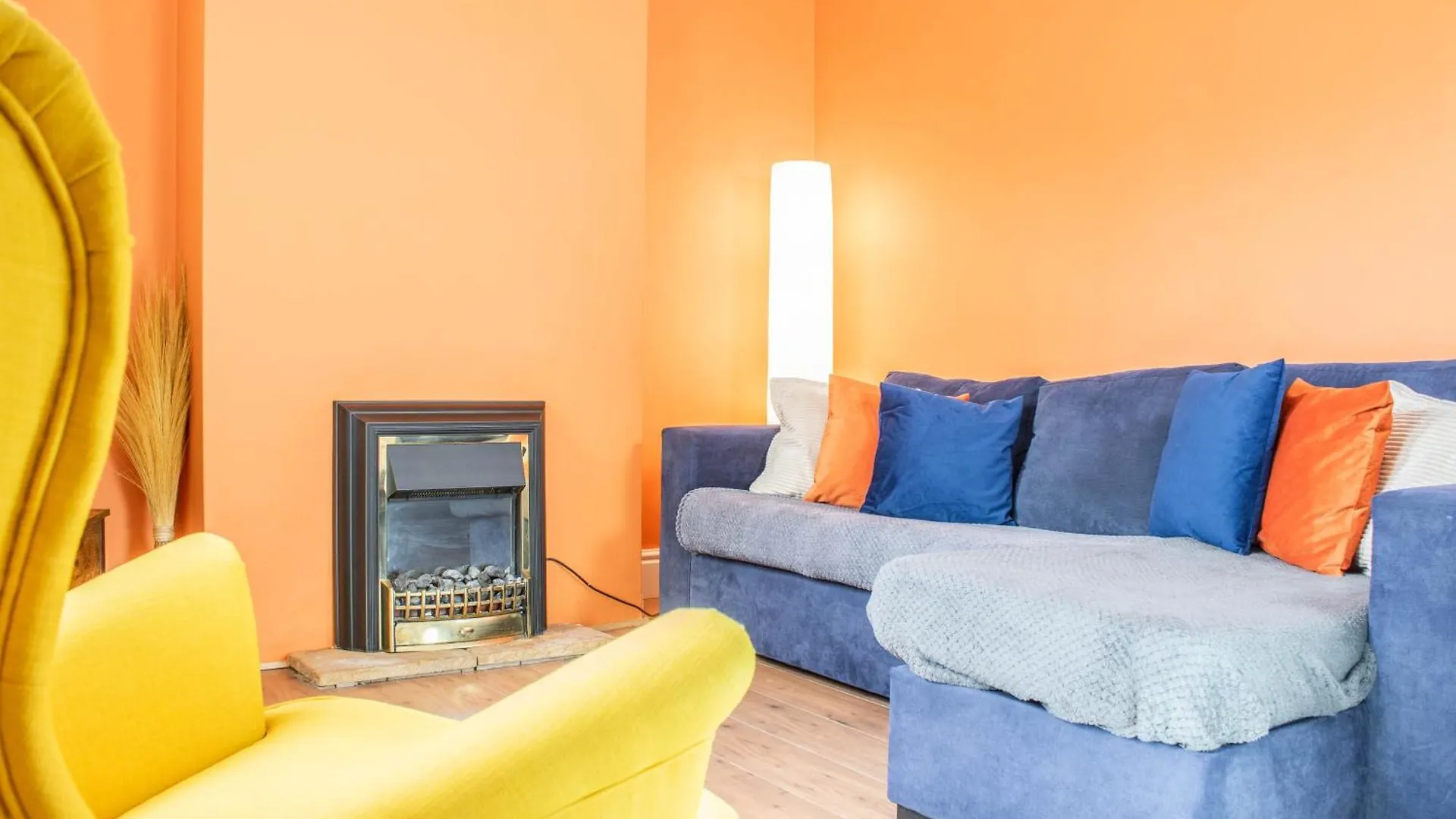 Apartment 3 Bed House - Free Parking - 10 Minutes To City Centre - Perfect For Families, Contractors And Relocators - Long Stay Rates Available York